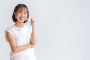 女性　笑顔