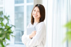 起業を前向きに考えている女性